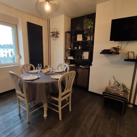 Appartement Cosy Centre-Ville Wifi Parking Charleville-Mezieres Exterior photo