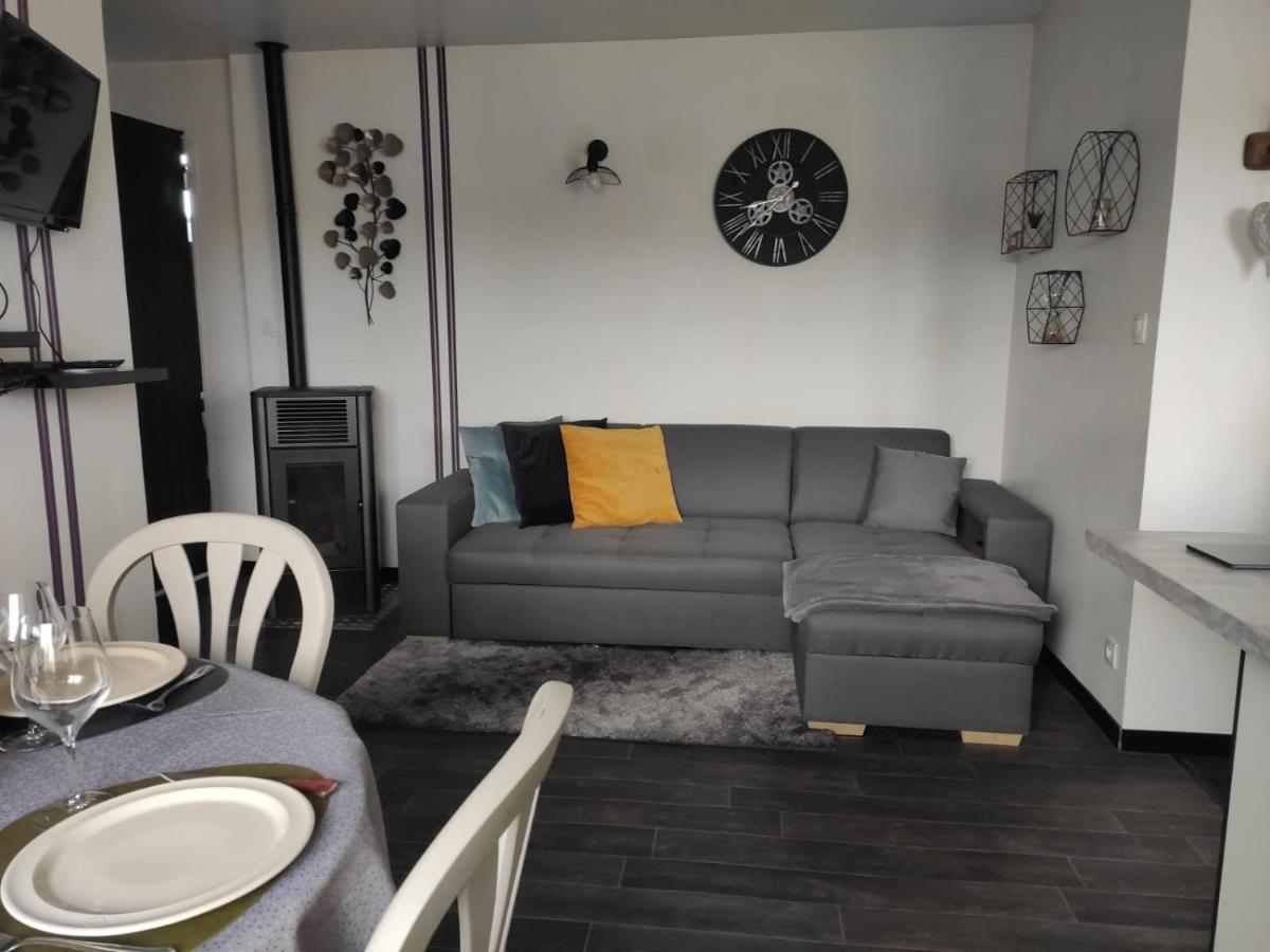 Appartement Cosy Centre-Ville Wifi Parking Charleville-Mezieres Exterior photo
